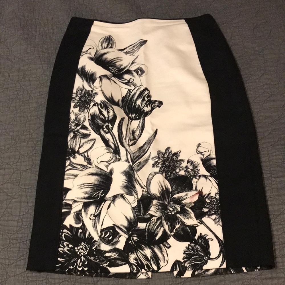 FINAL - White House Black Market pencil skirt